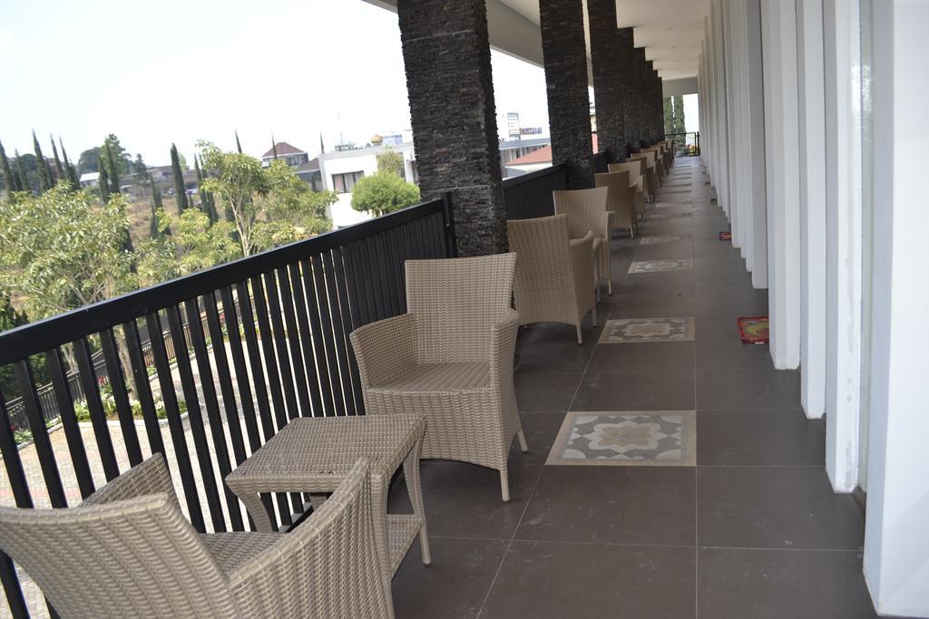 Hotel Selecta Batu  Cameră foto