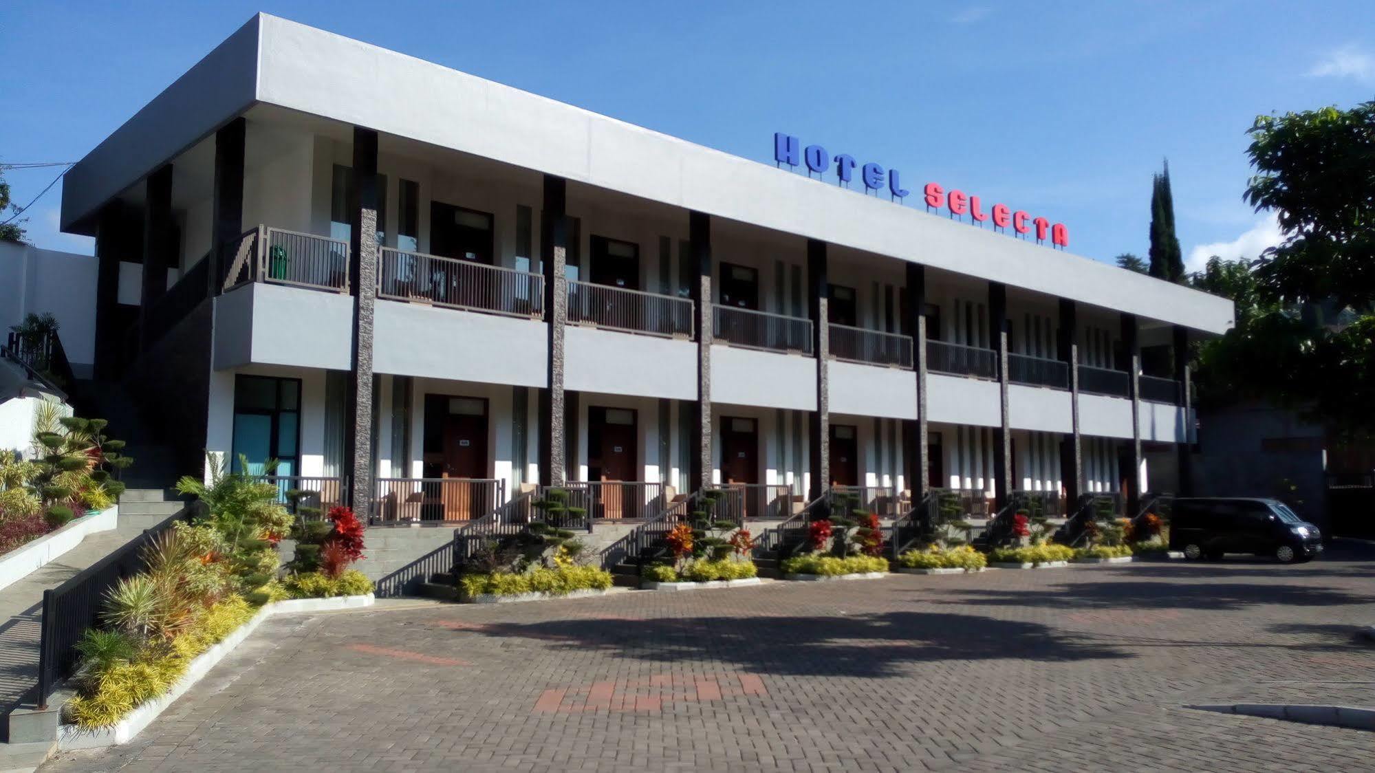 Hotel Selecta Batu  Exterior foto